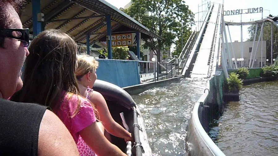 Vídeo de este atracción